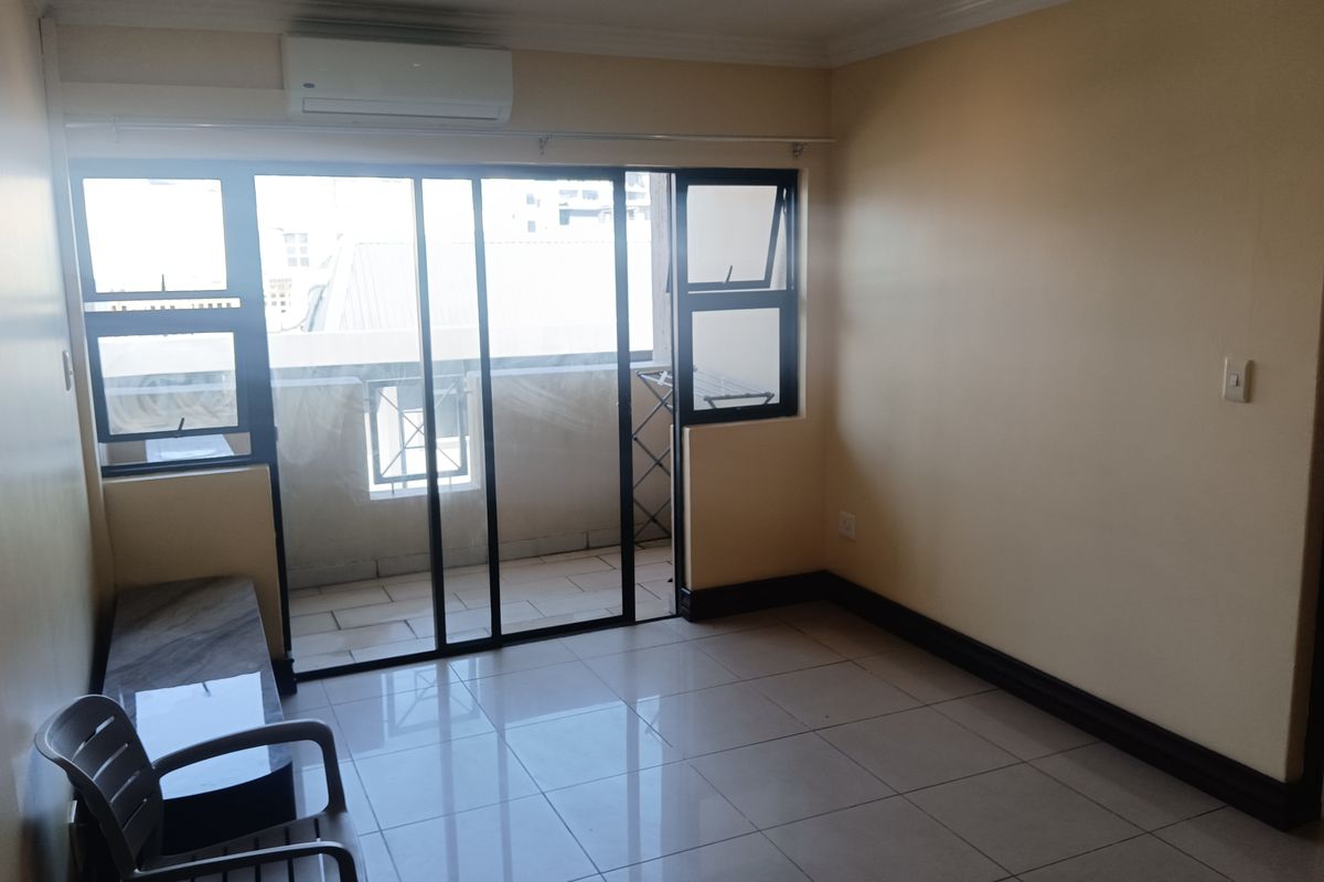 Modern 2 Bedroom Apartment in Umhlanga Ridge - Photo 3