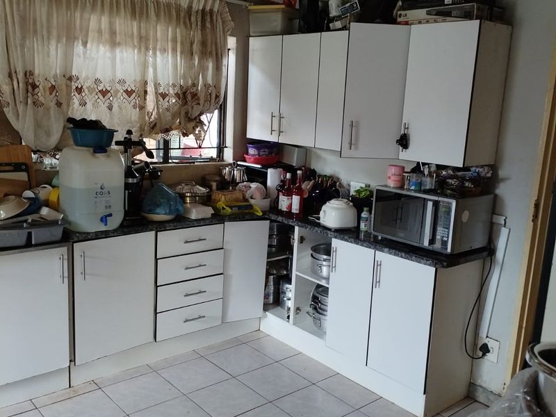 Lovely cozy 3 bedroom house in Bakerton - Photo 5