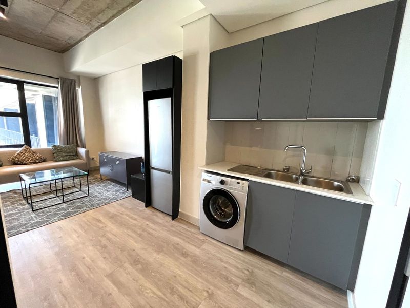 CORNER ONE BED ONE BATH FOR SALE IN SANDTON - Photo 3