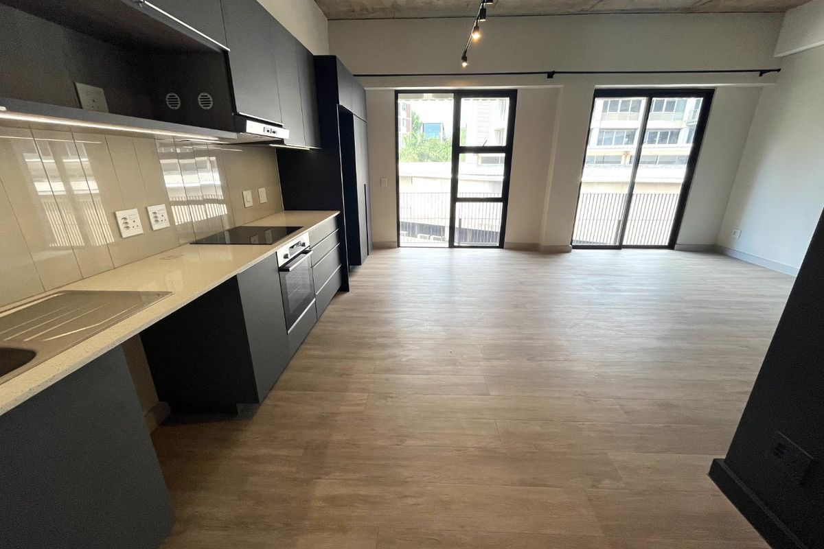 Unfurnished One Bedroom One Bathroom Apartment to RENT - Photo 3