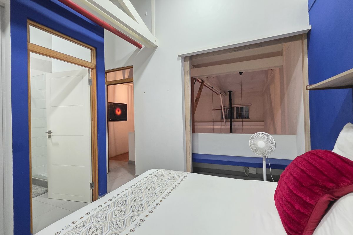 Your 2 bed opportunity to Live above the ordinary - Photo 4