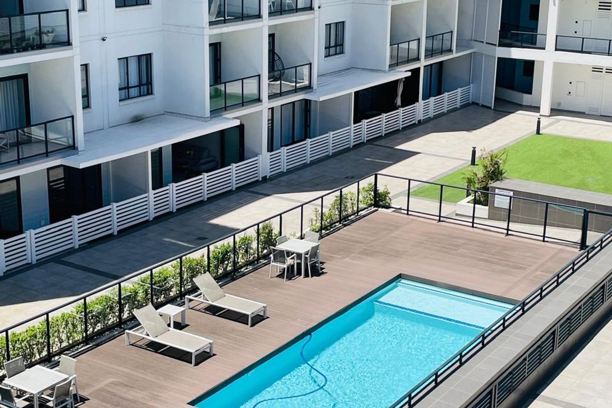 Stylish 2 Bedroom, 2 Bathroom Apartment – Umhlanga Ridge - Photo 2