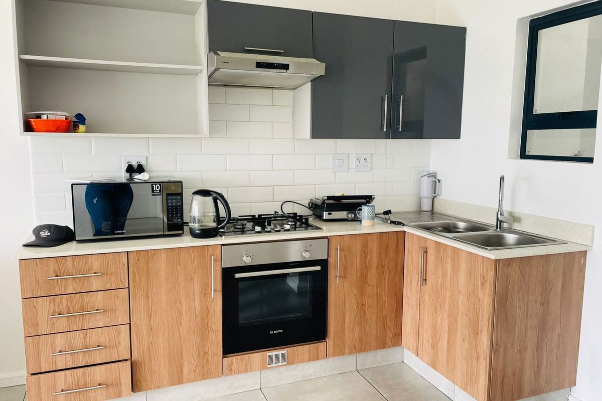 Stylish 2 Bedroom, 2 Bathroom Apartment – Umhlanga Ridge - Photo 4