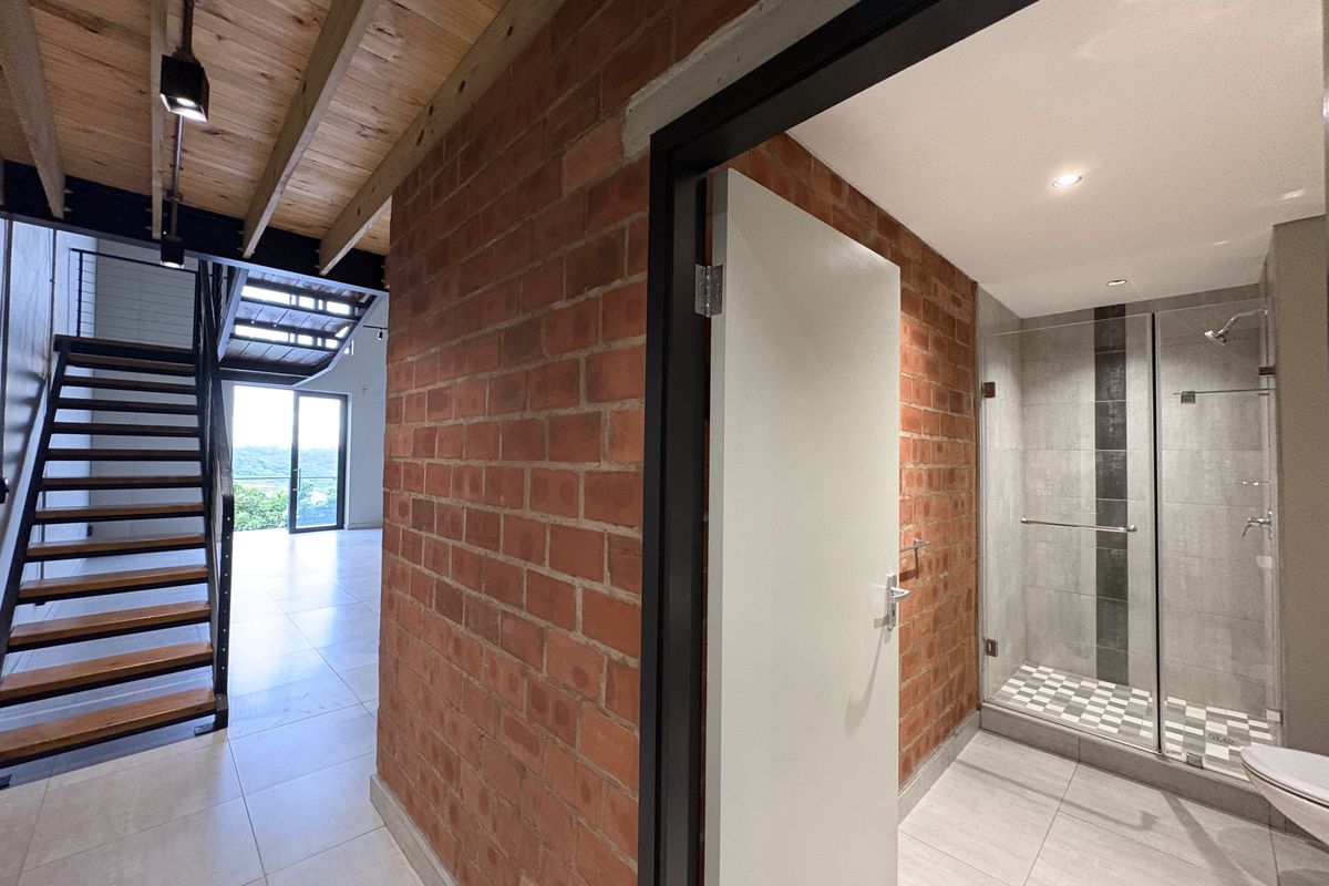 MODERN COASTAL LIVING. - Photo 2