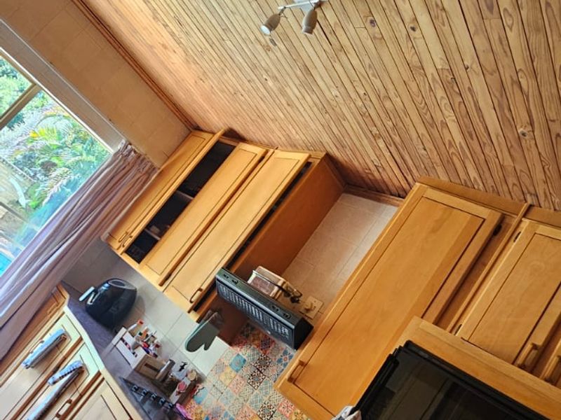 Spacious Family Living with Exceptional Features in Brits – Voeltjiedorp - Photo 9