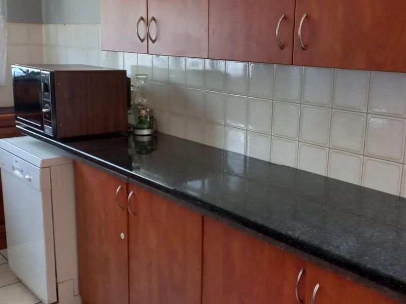 3 Bedroom House for Sale In Mooinooi. - Photo 8