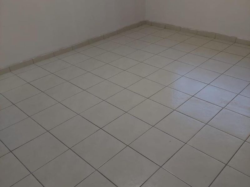 3 Bedroom House for Sale In Mooinooi. - Photo 6