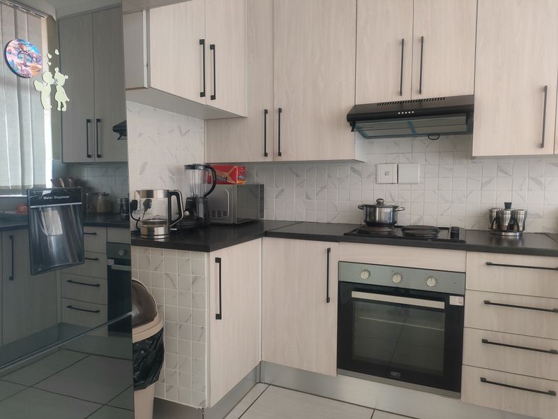 Flat For Sale In Pretoria - Photo 3