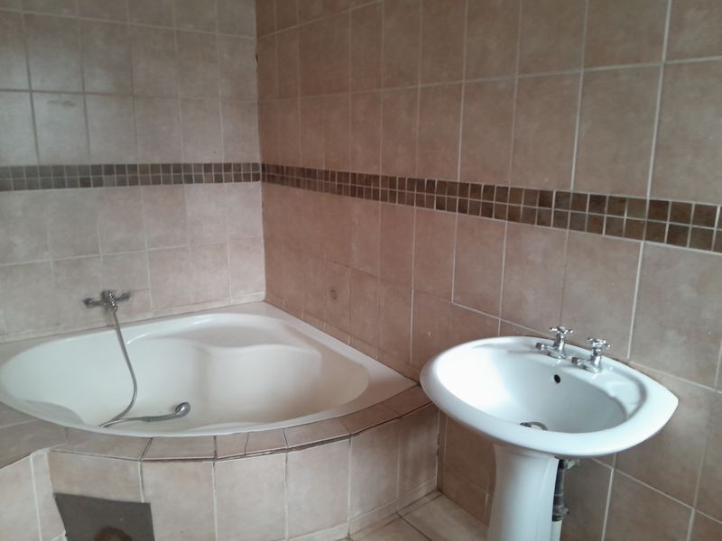 House For Sale In Pretoria - Photo 8