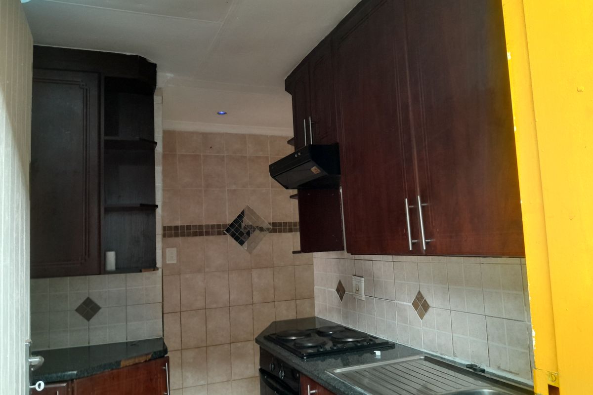 House For Sale In Pretoria - Photo 3