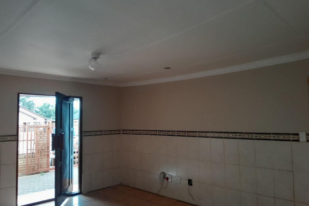 House For Sale In Pretoria - Photo 5