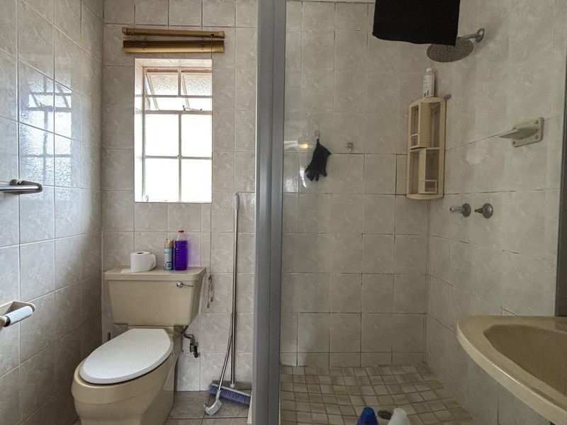 3 BEDROOM HOUSE TO LET - Photo 8