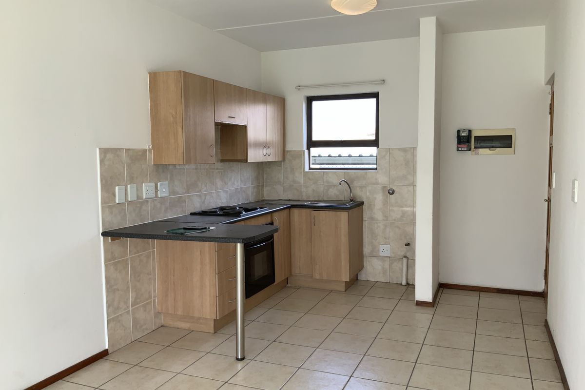 2 bedroom groin floor for sale - Photo 3