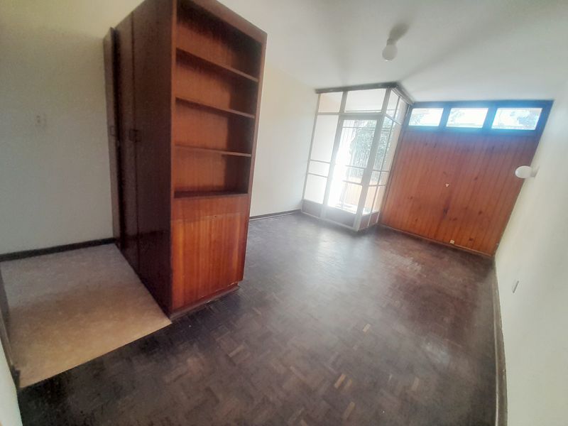 CENTRAL STUDIO APARTMENT FOR RENT - Photo 4