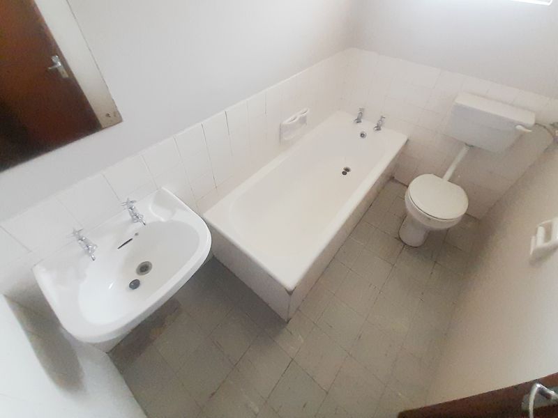 CENTRAL STUDIO APARTMENT FOR RENT - Photo 7