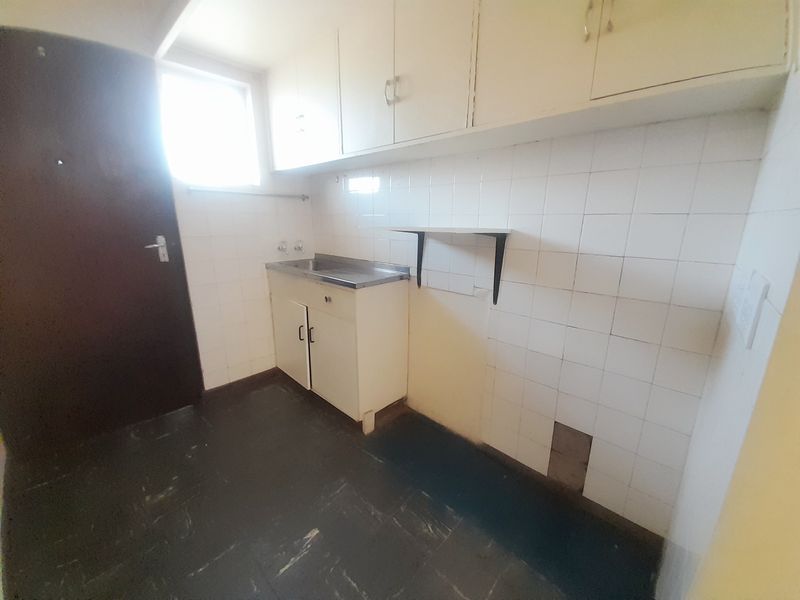CENTRAL STUDIO APARTMENT FOR RENT - Photo 6