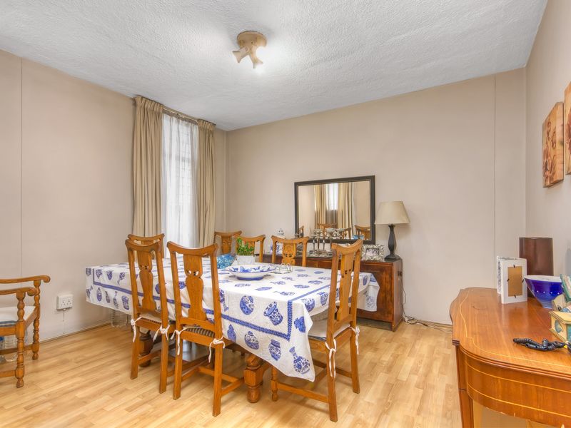 URGENT SALE!!! PERFECT LOCK UP AND GO IN A WELL MAINTAINED AND SECURE COMPLEX!!! - Photo 4