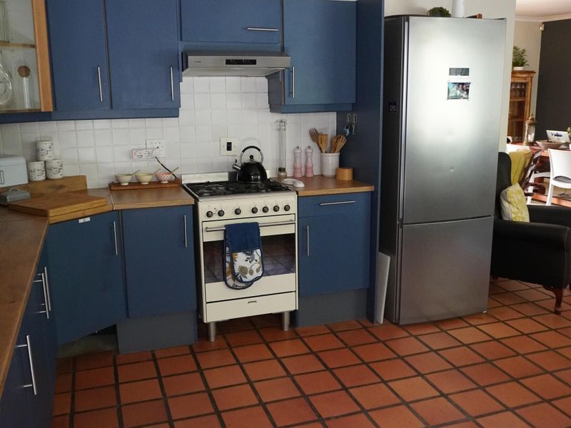 Charming 3 Bedroom House to rent in Heldervue. - Photo 7