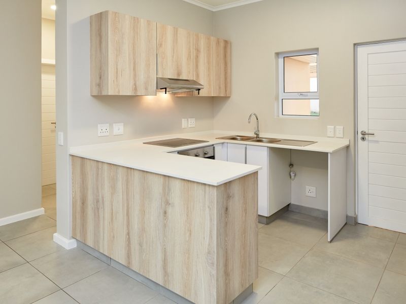 Spacious 3-Bedroom Apartment in Manor Estate, Ballito - Photo 3