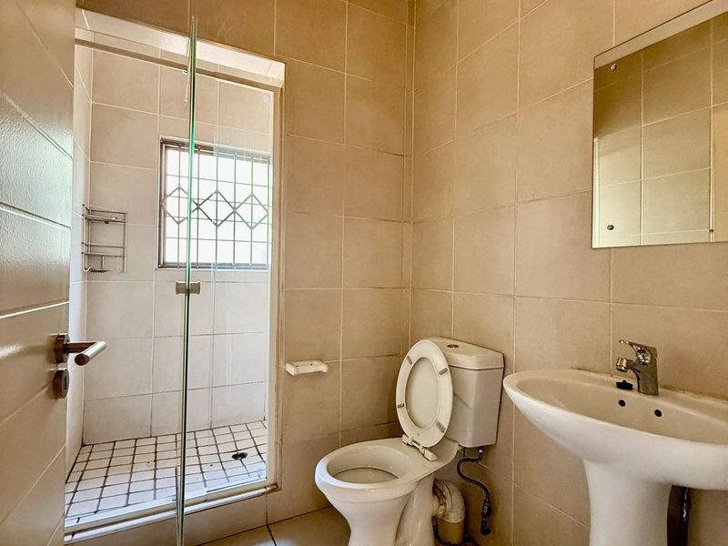 Your Dream Home Awaits at Mareldene Estate – Luxurious Townhouses for Sale! - Photo 7