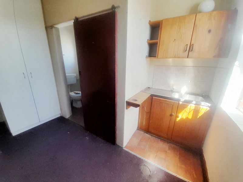 SIDWELL STUDIO APARTMENT FOR RENT - Photo 3