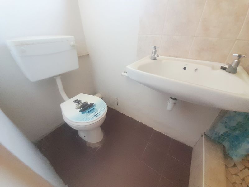 SIDWELL STUDIO APARTMENT FOR RENT - Photo 5