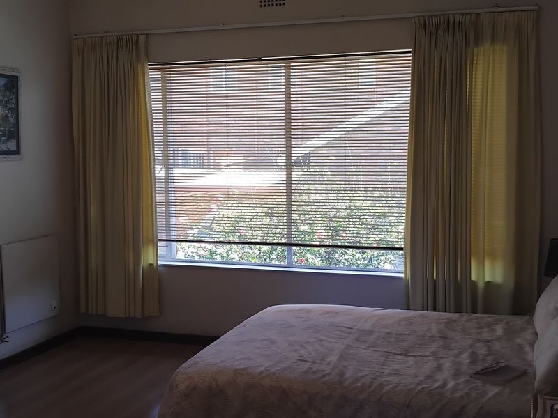 Townhouse For Sale In Kempton Park - Photo 8