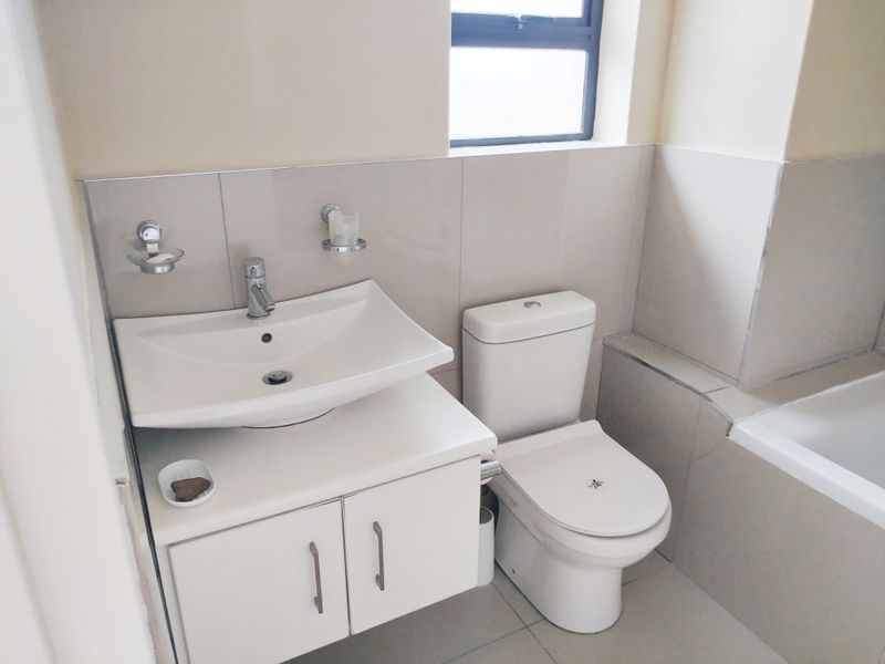 CHARLO 2 BED 1 BATH APARTMENT WITH CARPORT FOR RENT - Photo 7