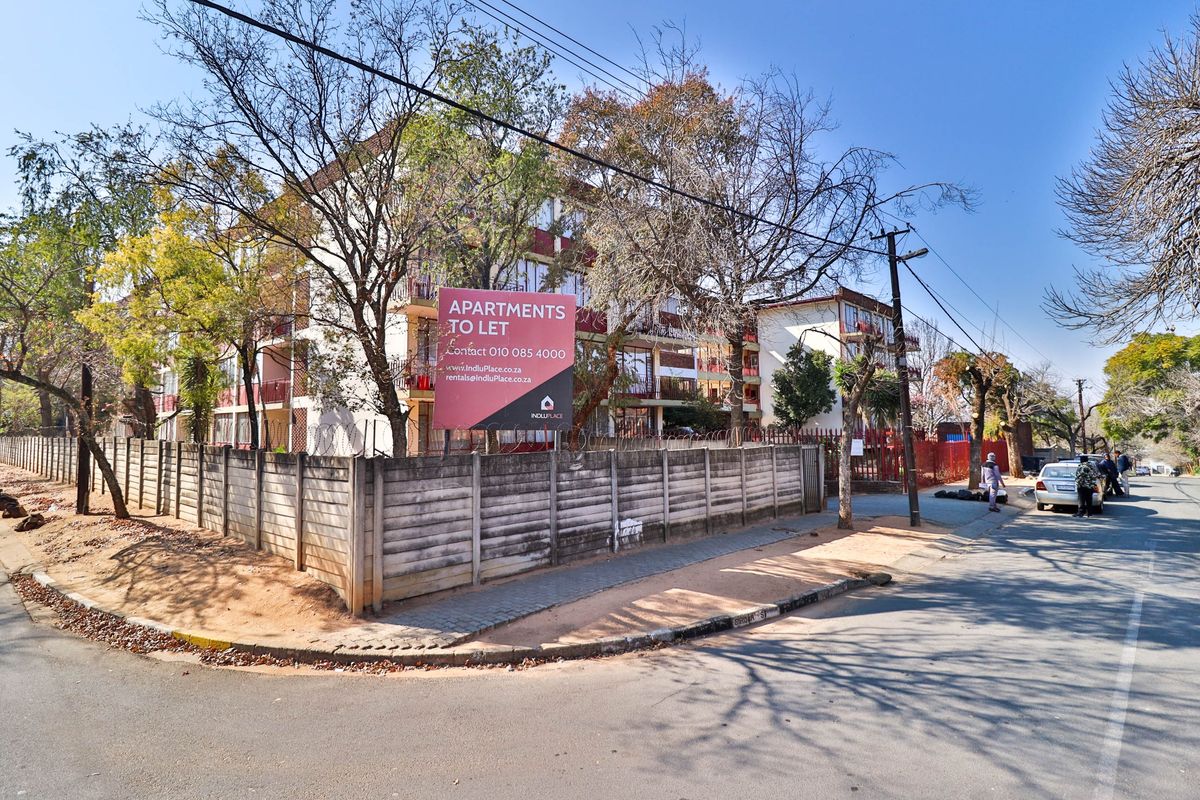 Investor Special: One bedroom and One bathroom and more available - Photo 3