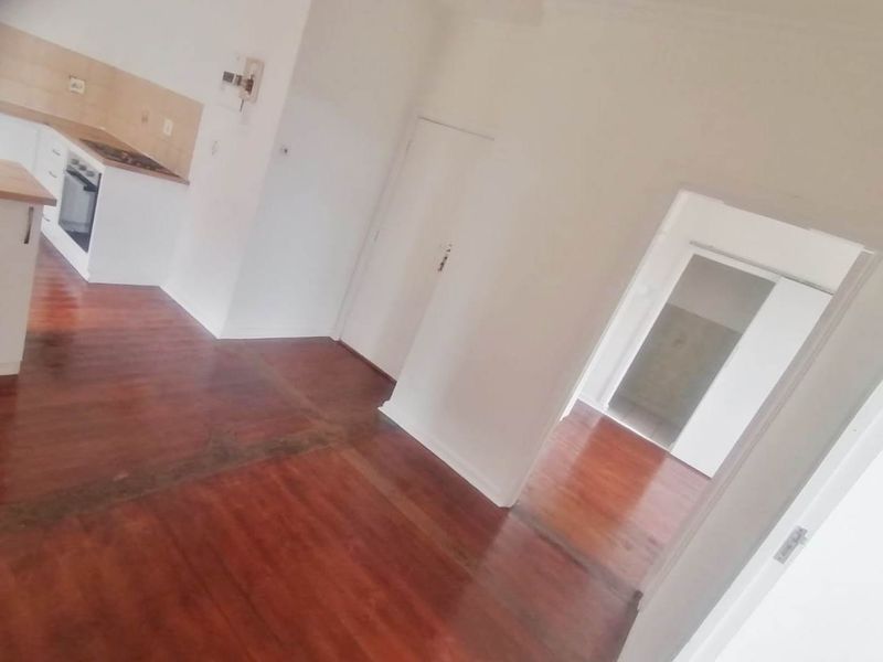 CENTRAL 2 BED 1 BATH APARTMENT FOR RENT - Photo 5