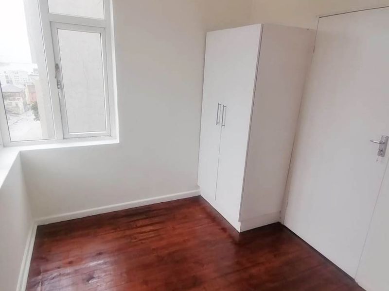 CENTRAL 2 BED 1 BATH APARTMENT FOR RENT - Photo 8