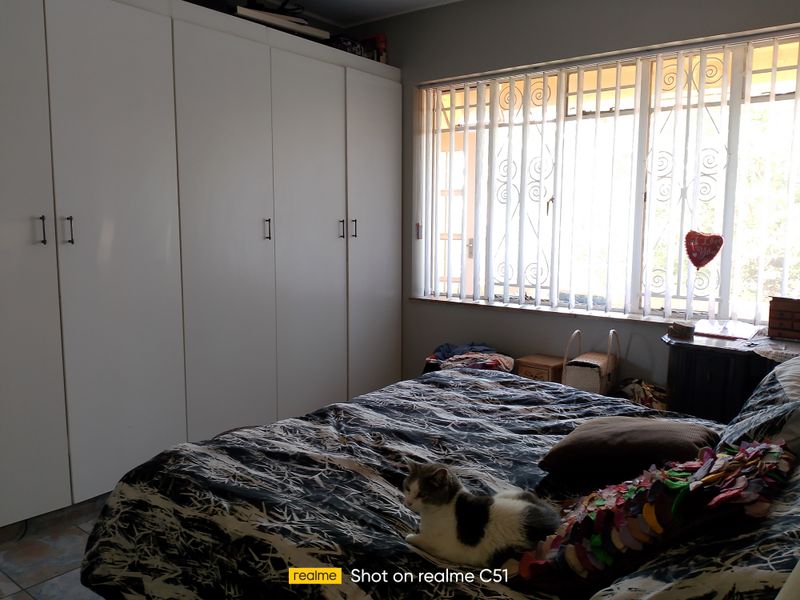 1 Bedroom Flat For Sale in Lambton - Photo 6