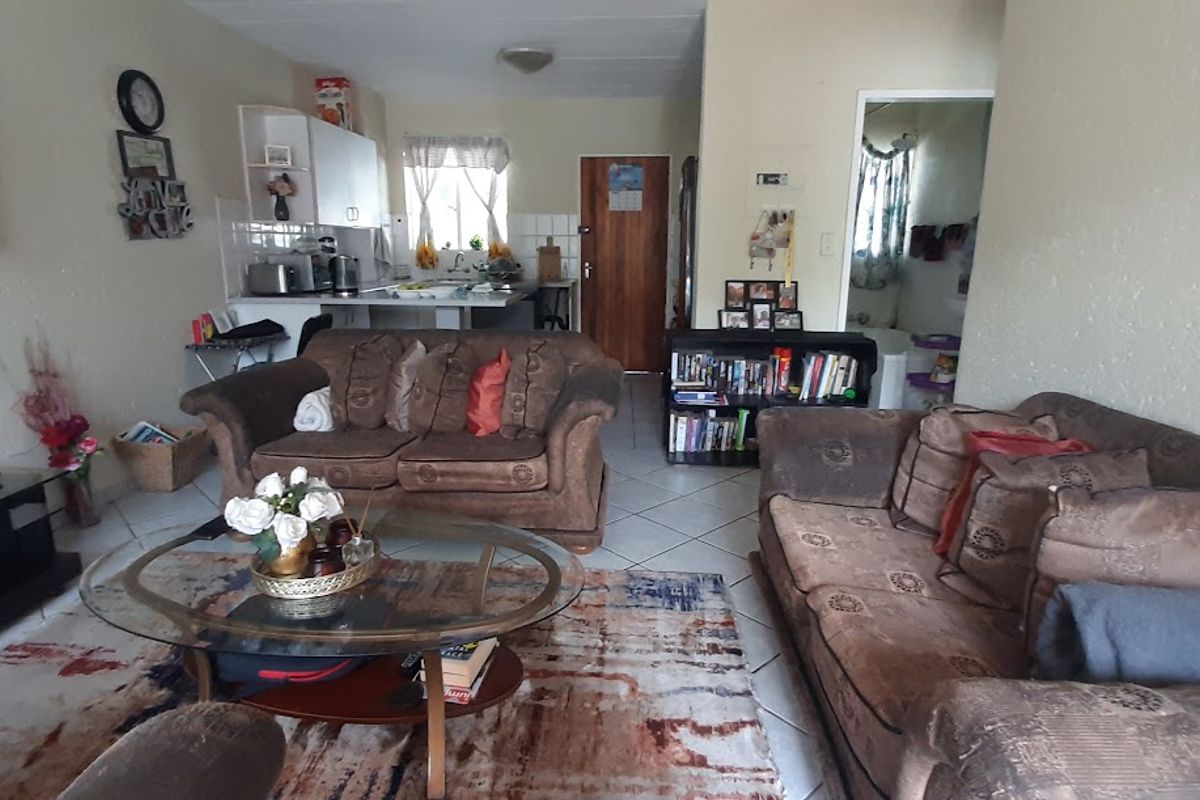 Secure and Modern! - Photo 5