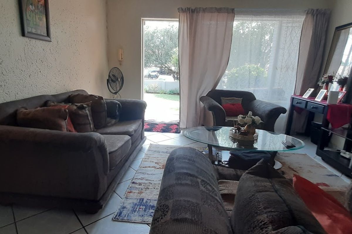 Secure and Modern! - Photo 4