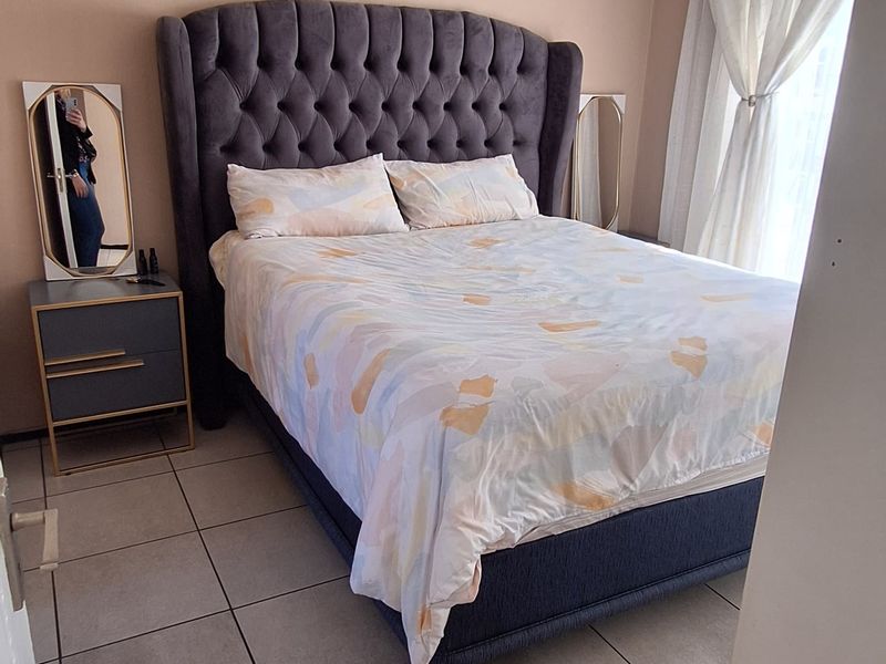 2 Bedroom 2 Bathroom Apartment - Photo 10