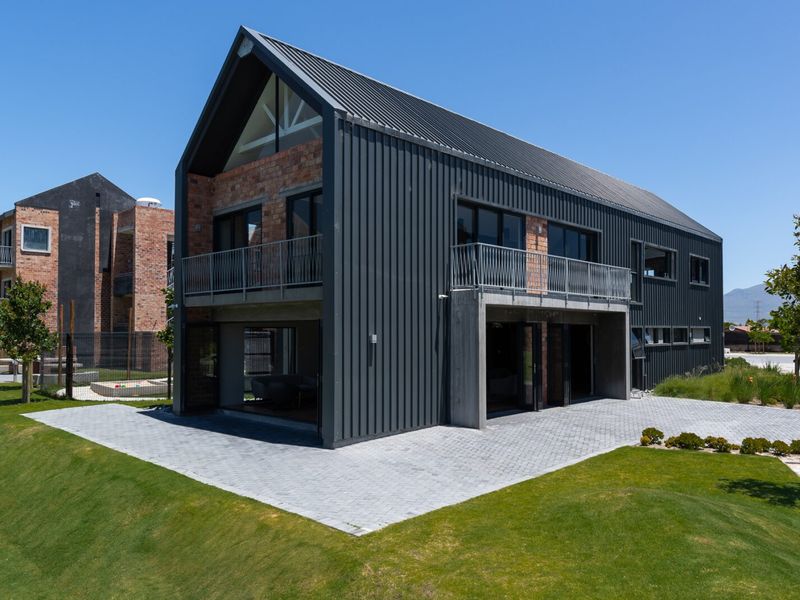 EXCLUSIVE INVESTMENT OPPORTUNITY - SECURE A BLOCK OF 30 TURNKEY UNITS FULLY TENANTED OR BRAND NEW! - Photo 8