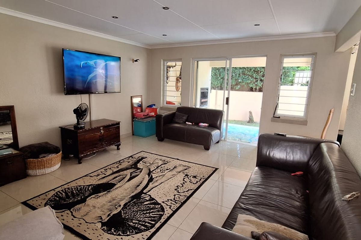 3 Bedroom 2 Bath For Rent - Photo 4