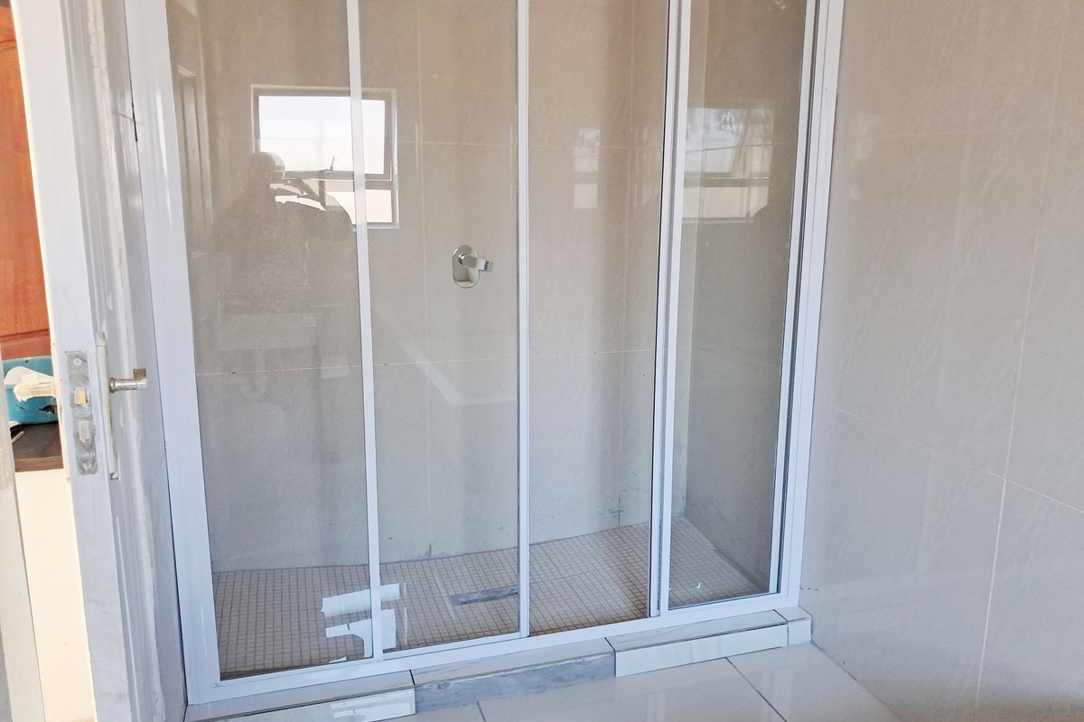 WESTERING ROOM FOR RENT IN SHARED HOUSE - Photo 3