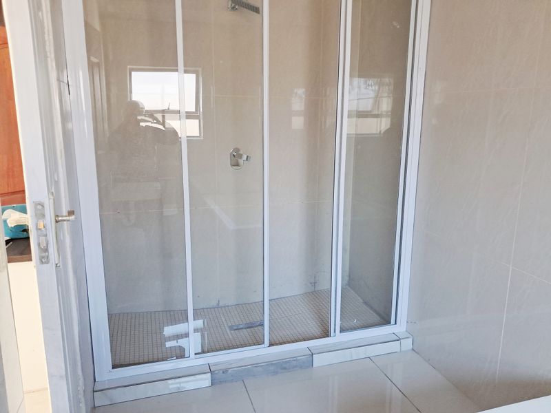 WESTERING ROOM FOR RENT IN SHARED HOUSE - Photo 3