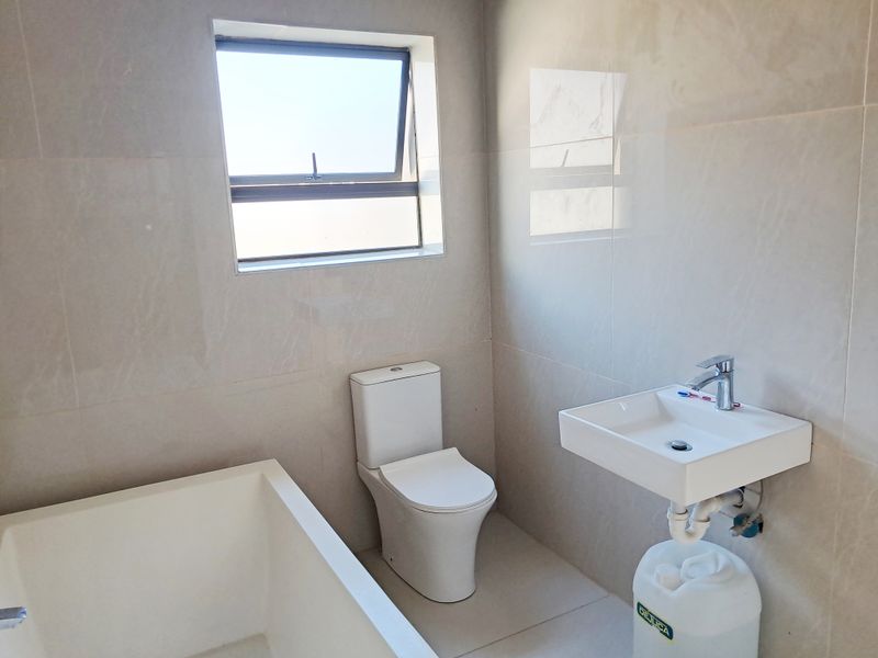 WESTERING ROOM FOR RENT IN SHARED HOUSE - Photo 4