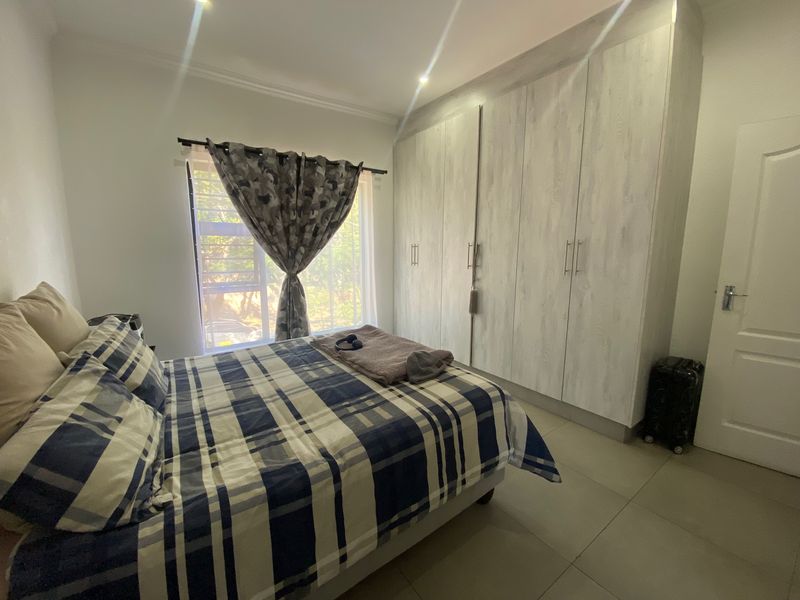 Samdani Suites - 2 Bedroom Ground Apartment To Let - Photo 8