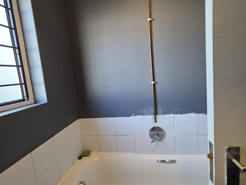 Maitland, 95 Mountain View Villas - 2 Bedroom duplex apartment with allocated parking bay - Photo 10