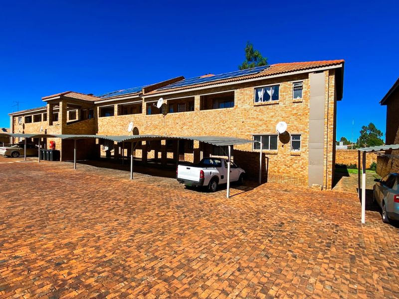 Bachelor and 1 bedroom for sale - Photo 5