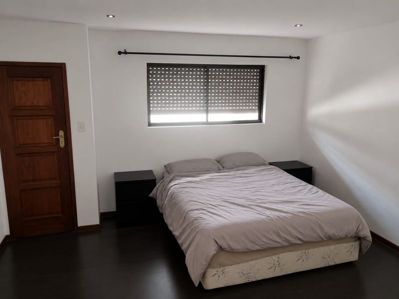 6 Bedroom House for Sale in Sonneveld - Photo 7