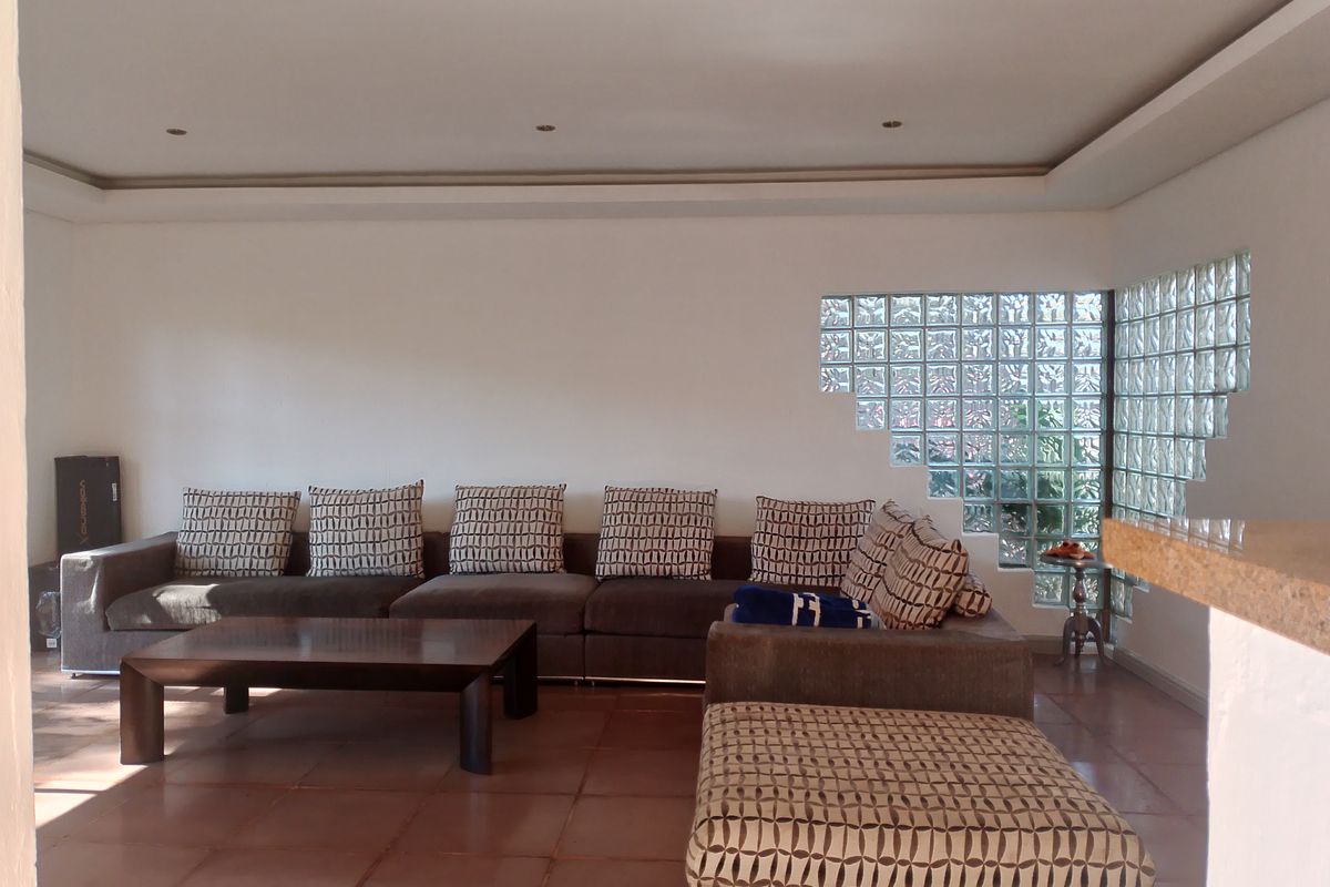 6 Bedroom House for Sale in Sonneveld - Photo 5