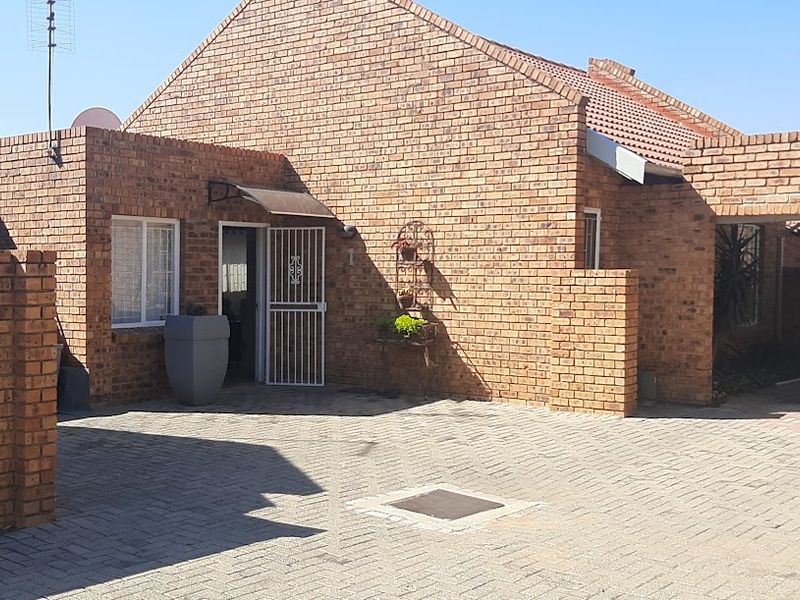 UNBELIEVABLE VALUE !!! - Photo 2