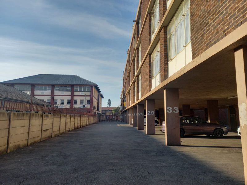 2-Bedroom Flatlet for Sale – Prime Location! Spacious 2-bedroom flatlet with 1 bathroom and double - Photo 6