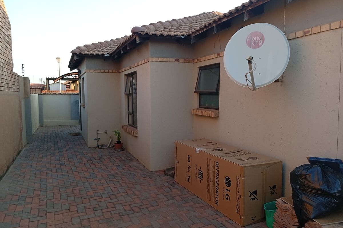 House Rental Monthly In Pretoria - Photo 4