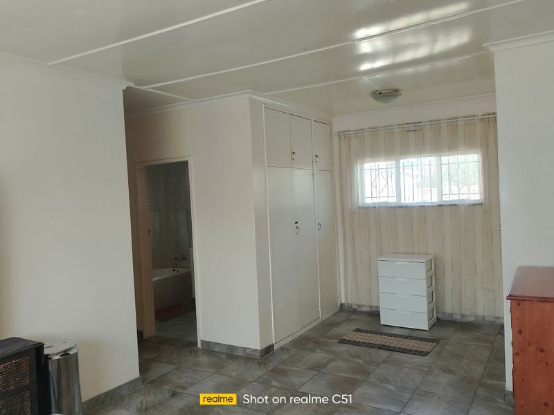 4 Bedroom House For Sale in Dal Fouche - Photo 9