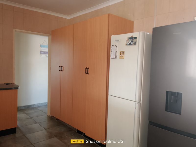 4 Bedroom House For Sale in Dal Fouche - Photo 7